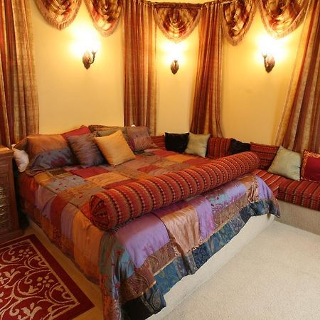 Destinations Inn Theme Rooms Айдахо Фолс Екстериор снимка