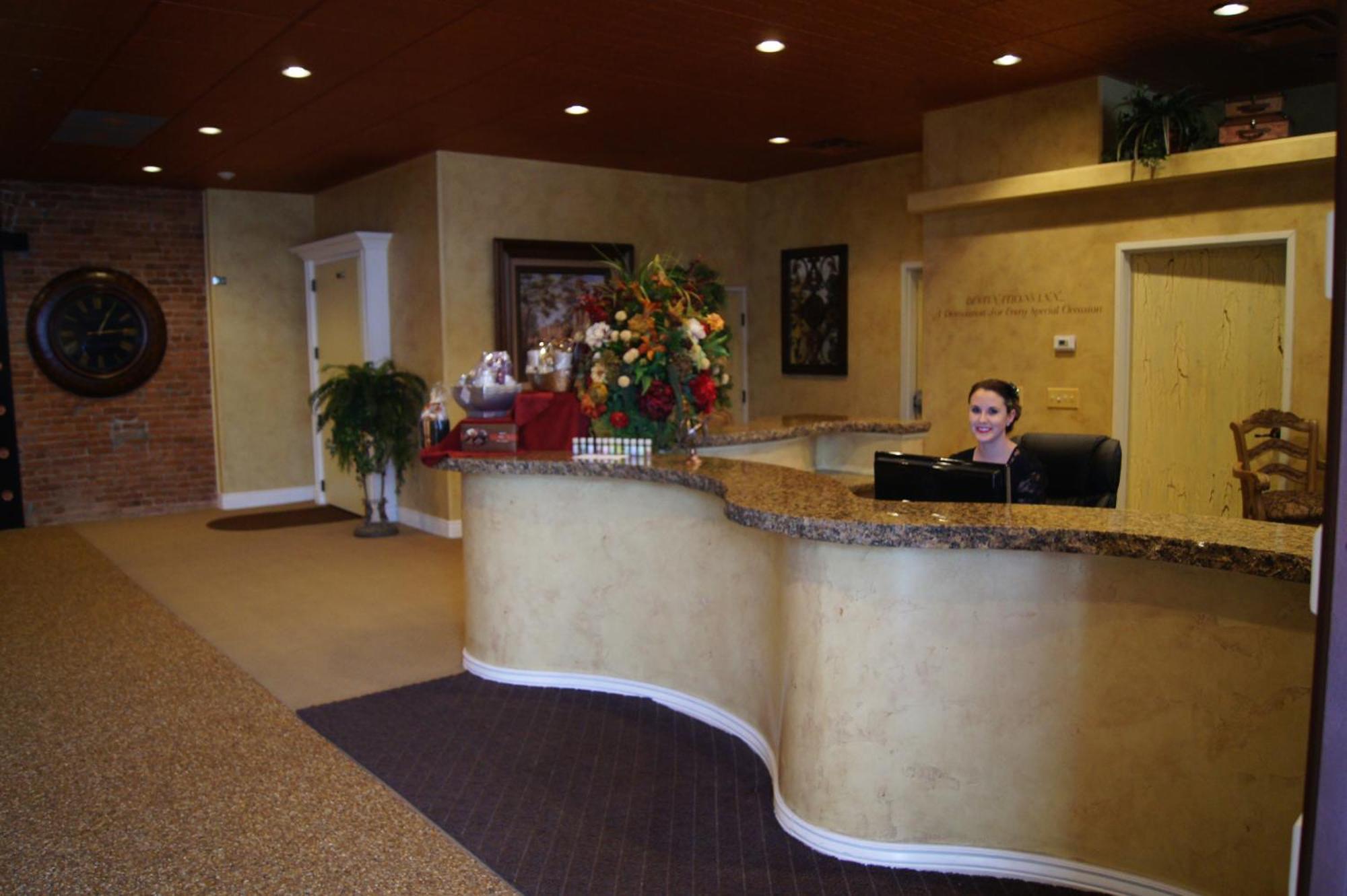 Destinations Inn Theme Rooms Айдахо Фолс Екстериор снимка