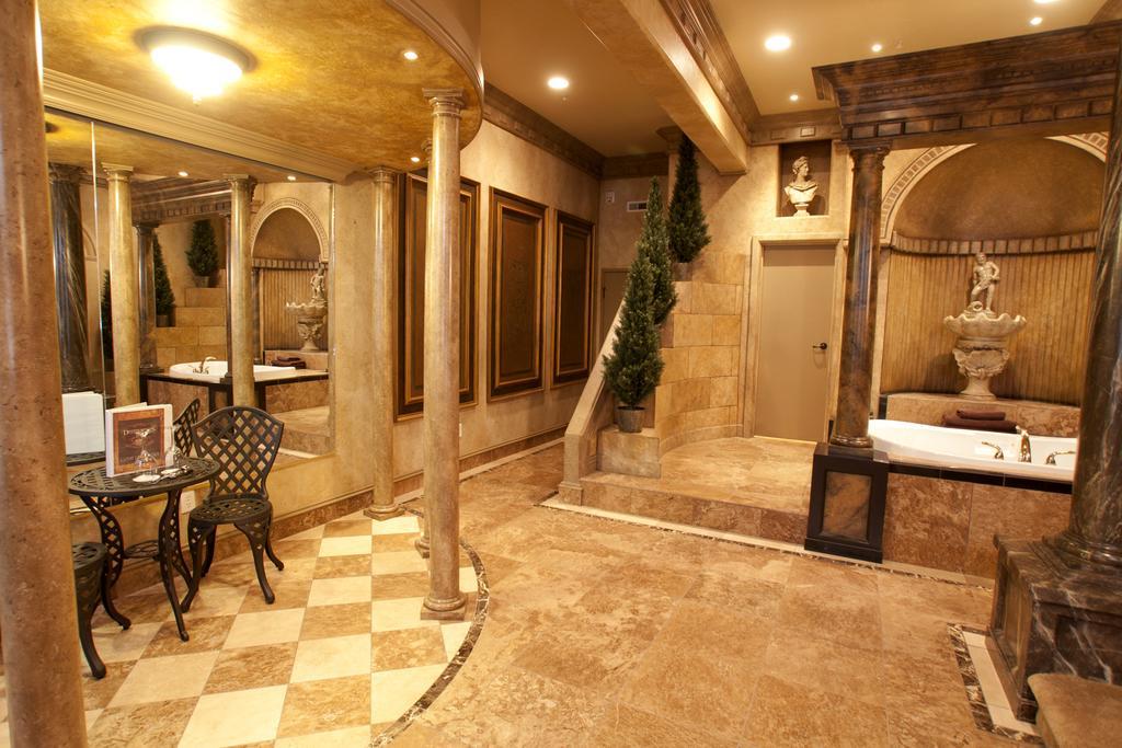 Destinations Inn Theme Rooms Айдахо Фолс Екстериор снимка