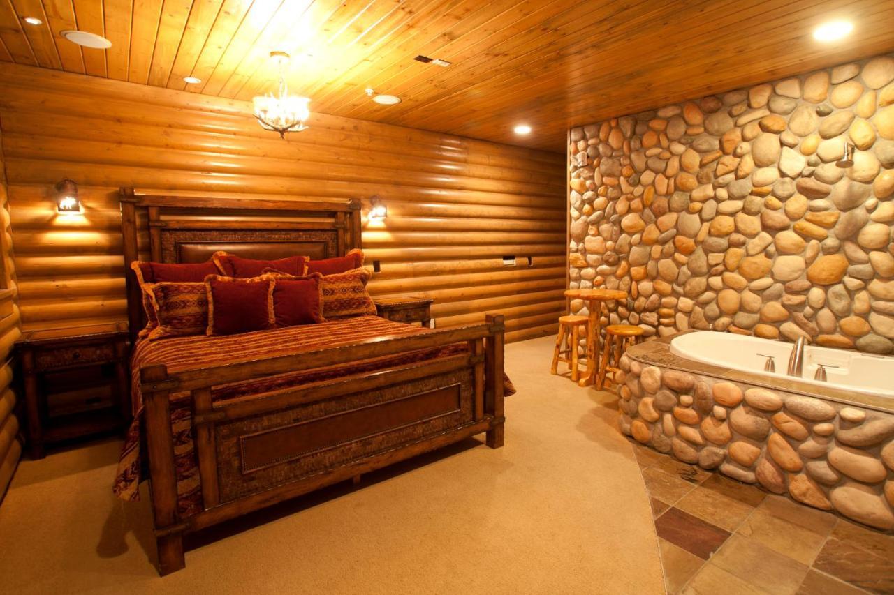 Destinations Inn Theme Rooms Айдахо Фолс Екстериор снимка