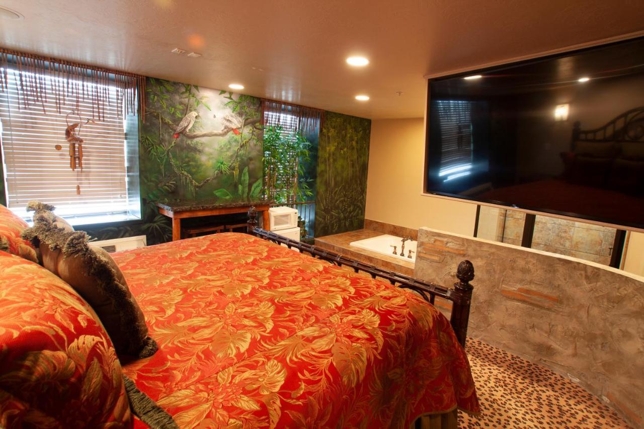 Destinations Inn Theme Rooms Айдахо Фолс Екстериор снимка