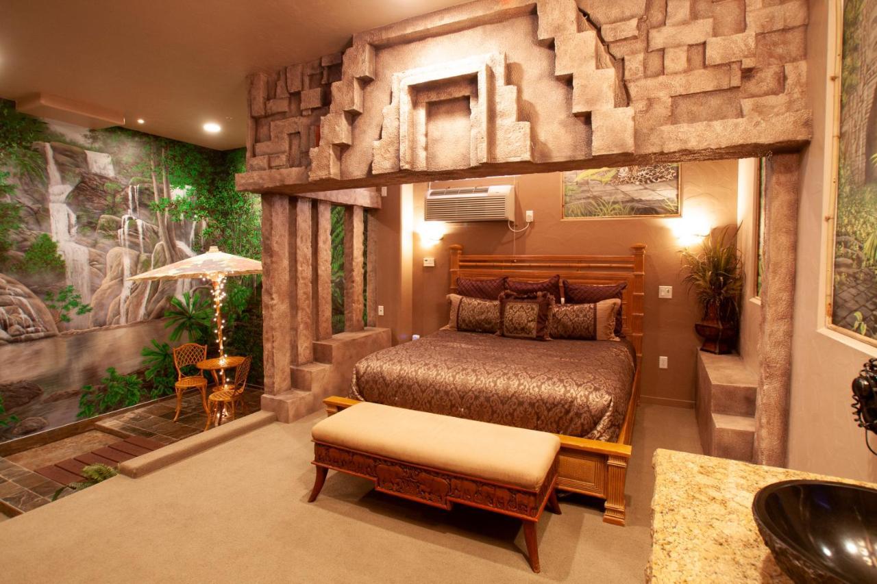 Destinations Inn Theme Rooms Айдахо Фолс Екстериор снимка